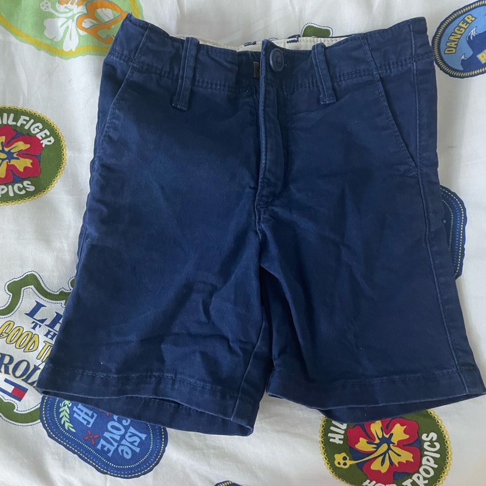 Gap boys navy blue khaki style shorts